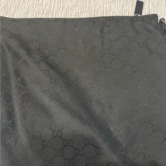 Gucci Black Monogram Messenger Bag - Picture 3 of 5